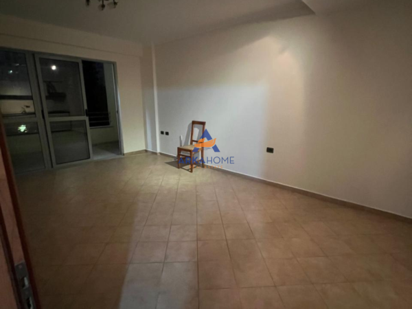 Tirane, shitet apartament 2+1+Ballkon Kati 4, 114 m² 150.000 € 