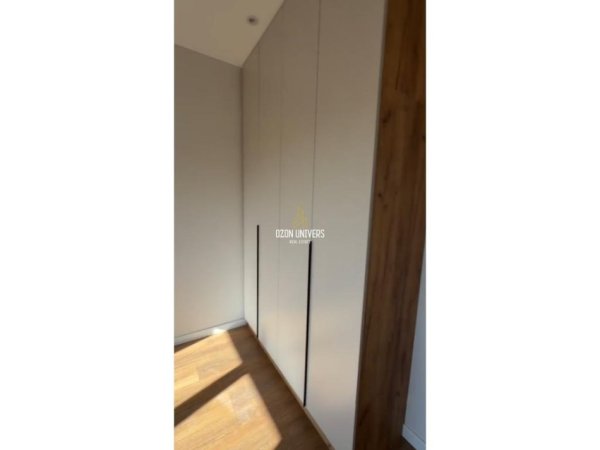 Tirane, shitet apartament 1+1+Ballkon Kati 10, 60 m² 93.000 € (Astir)