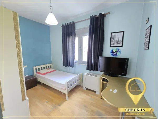 Tirane, jepet me qera apartament duplex Dublex , 180 m² 1.000 € (Rruga Jordan Misja)