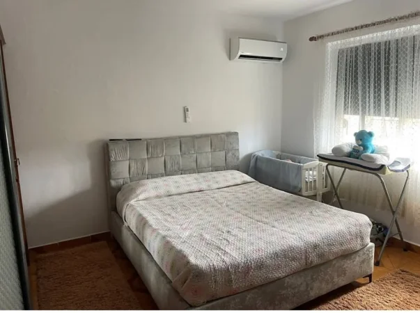 Tirane, shitet apartament 1+1+Ballkon Kati 5, 59 m² 75.000 € (Laprake)