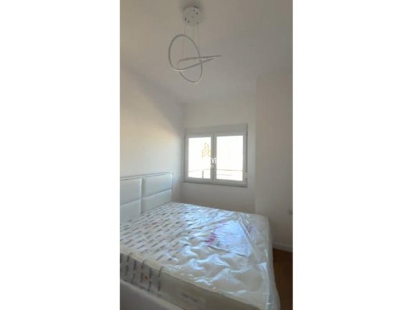 Tirane, shitet apartament 1+1+Ballkon Kati 10, 64 m² 95.000 € (Rruga Astrit Losha)