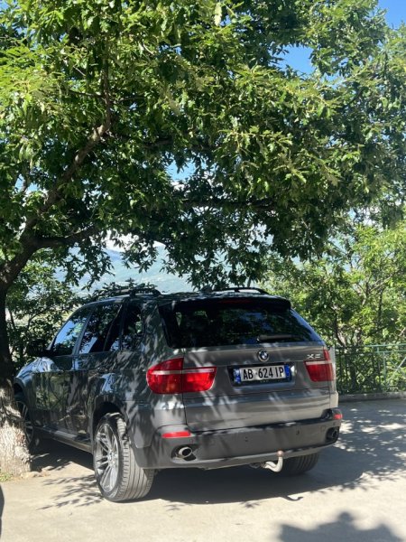 Tirane, shitet makine Makin Nafte, gri metalizato automatik Kondicioner 180.000 km 9.200 €