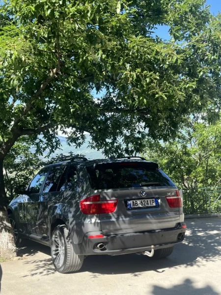 Tirane, shitet makine Makin Nafte, gri metalizato automatik Kondicioner 180.000 km 9.200 €