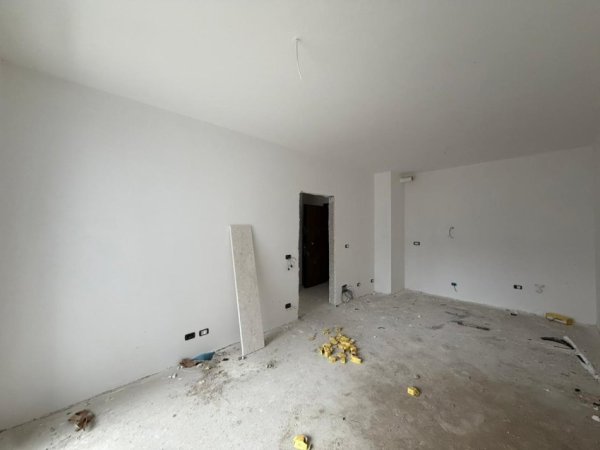 Tirane, shitet apartament 1+1 Kati 2, 69 m² 88390 € (QTU)