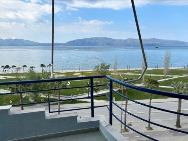 Vlore, jepet me qera apartament 2+1+Ballkon Kati 6, 500 € (LUNGO MARE)
