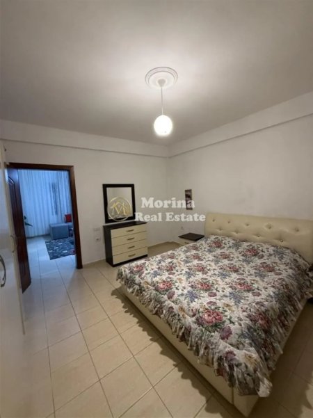 Tirane, jepet me qera shtepi 1+1 Kati 1, 74 m² 350 € (Yzberisht)