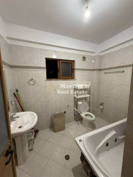Tirane, jepet me qera shtepi 1+1 Kati 1, 74 m² 350 € (Yzberisht)