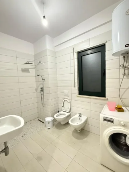 Tirane, jepet me qera apartament 2+1 Kati 2, 108 m² 600 € (Astir)