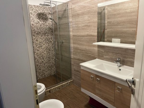 Tirane, shitet apartament 2+1 Kati 7, 97 m² 146.000 € (Bar Return Astir)