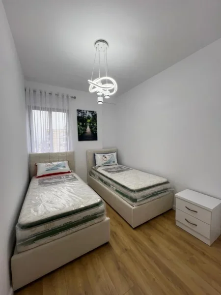 Tirane, shitet apartament 2+1 Kati 8, 94 m² 157.000 € (teodor keko)