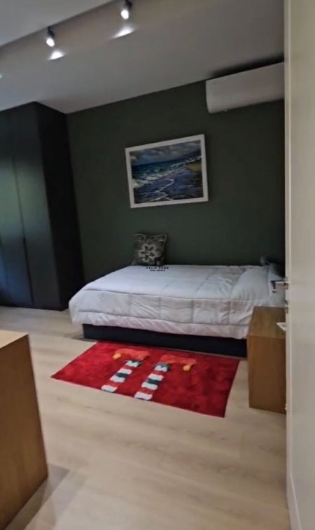 Tirane, shitet apartament 1+1 Kati 1, 150 m² 300.000 € (LIQENI I THATE)