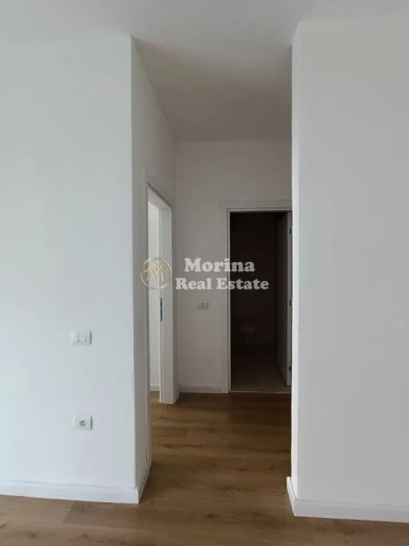 Tirane, jap me qera apartament 1+1 Kati 2, 70 m² 600 € (Komuna e Parisit)