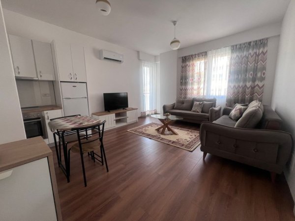 Tirane, jepet me qera apartament 1+1 Kati 6, 650 € 