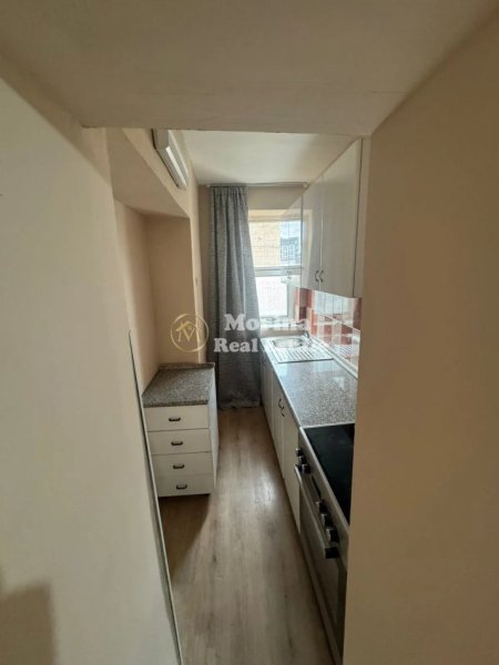 Tirane, jepet me qera apartament 2+1 Kati 3, 70 m² 550 € (Ali Demi)