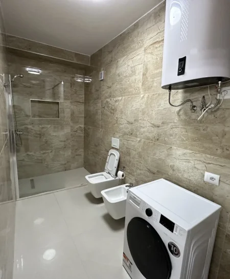 Tirane, jepet me qera apartament 1+1 Kati 6, 73 m² 700 € (Rruga Dritan Hoxha)