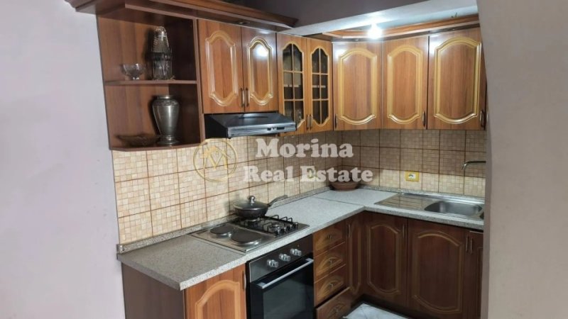 Tirane, jepet me qera shtepi 2+1 Kati 1, 75 m² 300 € (Selite)
