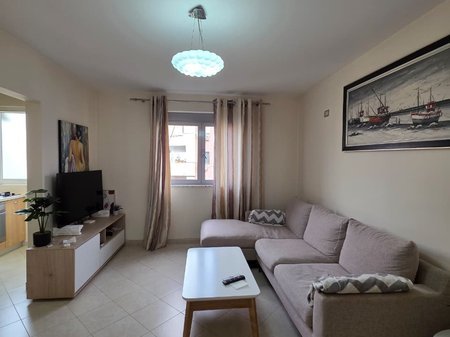 Tirane, shitet apartament 1+1 Kati 4, 53 m² 125.000 € 