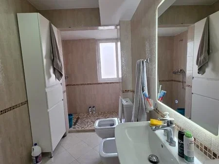 Tirane, shitet apartament 1+1 Kati 4, 53 m² 125.000 € 