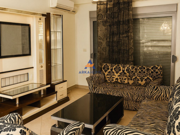 Tirane, jepet me qera apartament 2+1+Ballkon Kati 9, 96 m² 550 € 