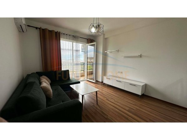 Tirane, shitet apartament 1+1+Ballkon Kati 7, 72 m² 110.000 € (Unaza e Re)