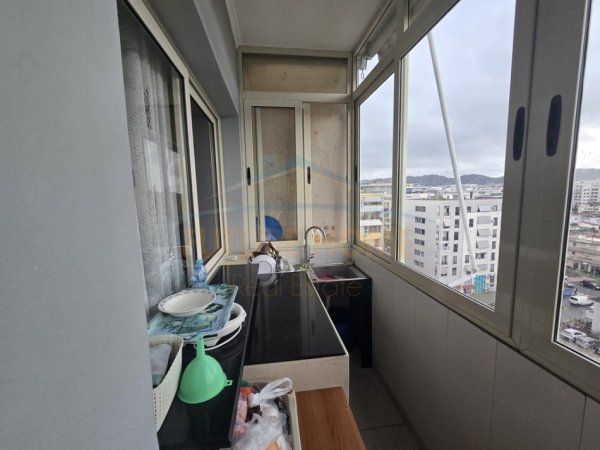 Tirane, shitet apartament 2+1 Kati 8, 104 m² 160.000 € (Unaza e Re)