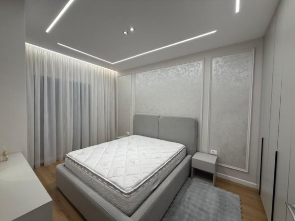 Tirane, shitet apartament 1+1 Kati 3, 60 m² 121.000 € (NELA 5)