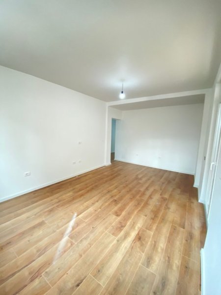 Tirane, shitet apartament 1+1+Ballkon Kati 4, 52 m² 140.000 € 