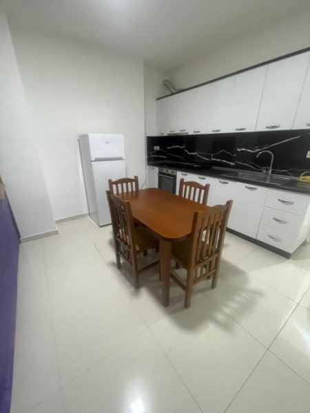 Shitet Apartament  2+1 me Hipoteke  ne Fresk,  110.000 €URO