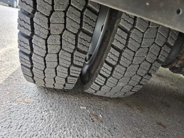 Tirane, shitet Frigorifer Mercedes benz atego 818, Nafte, automatik Kondicioner 290.000 km 20.000 €