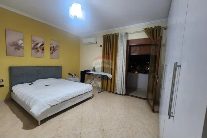 Tirane, jepet me qera apartament 2+1 Kati 6, 450 € 
