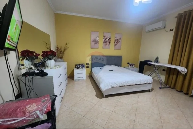 Tirane, jepet me qera apartament 2+1 Kati 6, 450 € 