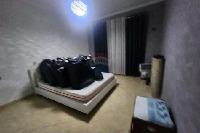 Tirane, jepet me qera apartament 2+1 Kati 6, 450 € 