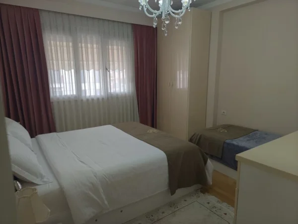 Shkoder, shitet apartament 2+1+Ballkon Kati 5, 93 m² 135.000 €