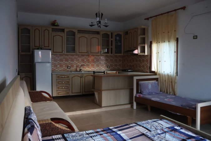 Lezhe, shitet shtepi 5+1+Ballkon , 900 m² 500.000 € (rrile tale)