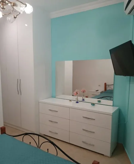 Tirane, jepet me qera apartament 2+1+Ballkon Kati 2, 87 m² 520 € (Fresku)