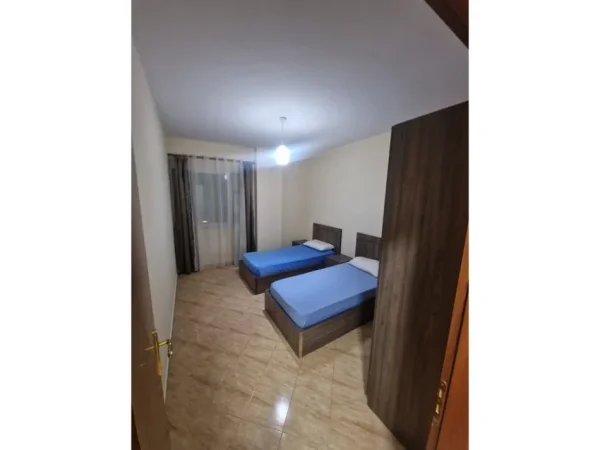 Tirane, jepet me qera apartament 2+1+Ballkon Kati 1, 110 m² 650 € (don bosko vizion plus)