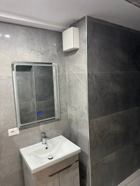 Tirane, jepet me qera apartament Kati 0, 46 m² 700 € 