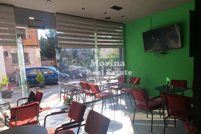 Tirane, shitet lokal Kati 1, 30 m² 70.000 € (Ali Demi)