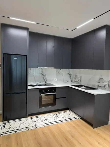 Tirane, shitet apartament 1+1+Ballkon Kati 3, 61 m² 121.000 € (Nela 5)