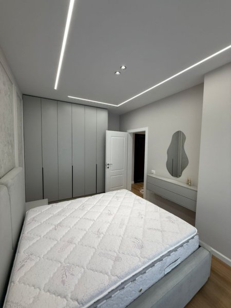 Tirane, shitet apartament 1+1+Ballkon Kati 3, 61 m² 121.000 € (Nela 5)