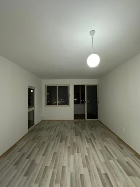 Tirane, shitet apartament 2+1+Ballkon , 111 m² 132.009 € (Yzberisht)