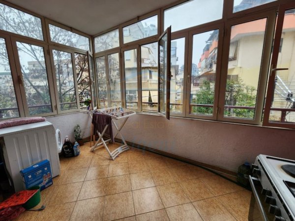 Tirane, shitet apartament 2+1 Kati 1, 92 m² 230.000 € 