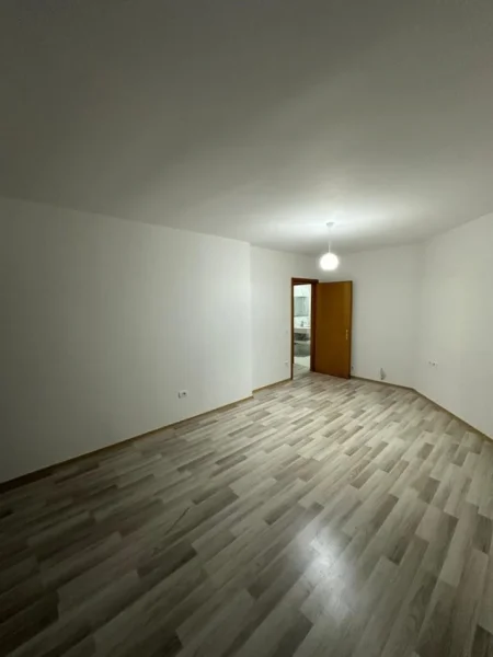 Tirane, shitet apartament 2+1 , 110 m² 132.000 € 