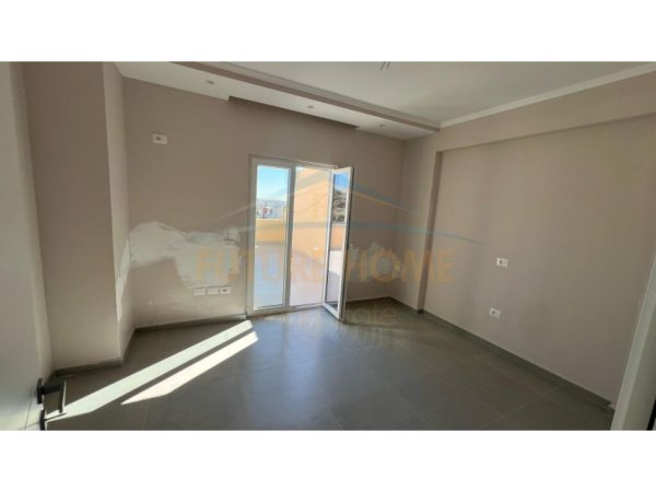 Durres, shitet apartament+verande | Penthouse 3+1 Kati 10, 215 m² 190.000 € 