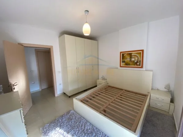 Tirane, jepet me qera apartament 2+1 Kati 5, 100 m² 650 € (Don Bosko)