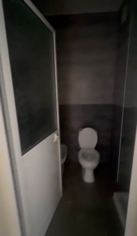 Tirane, jepet me qera apartament 1+1+Ballkon Kati 4, 65 m² 350 € (5 Maji (Pallatet e Fundit))