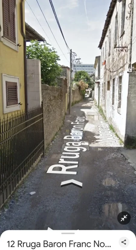 Shkoder, shitet shtepi 5+1+Ballkon Kati 2, 143 m² (Rrugica Kafes Madhe)