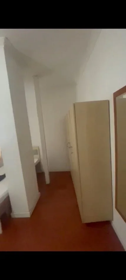 Tirane, jepet me qera shtepi 1+1 Kati 2, 42 m² 300 € 