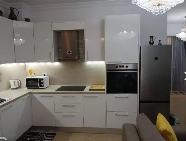 Tirane, jepet me qera shtepi 2+1 Kati 2, 87 m² 520 € (Pasticeri Melisa)