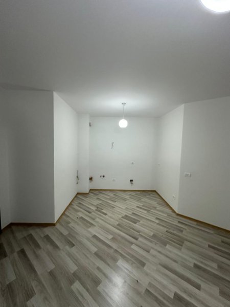 Tirane, shitet apartament 2+1+Aneks+Ballkon Kati 7, 110 m² 132.000 € 
